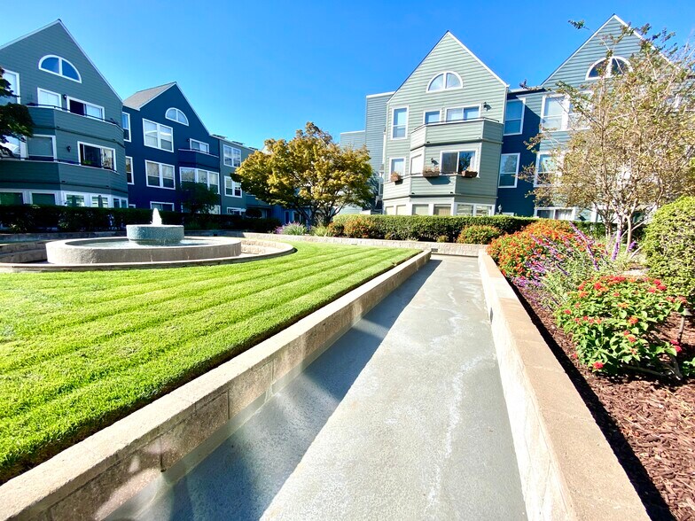 Building Photo - 411 Park Ave