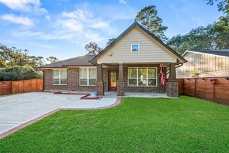 Building Photo - 26307 Pine Canyon Dr