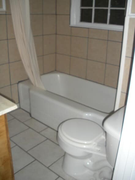 Building Photo - 12 Farmer Rd NW