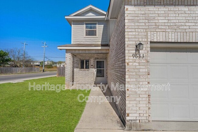 Building Photo - 9683 Shorebird Ln