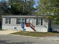 Building Photo - 9423 Polak Dr