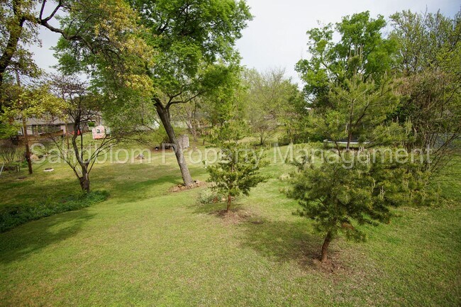 Building Photo - For Lease | Midtown Tulsa | Available Now!