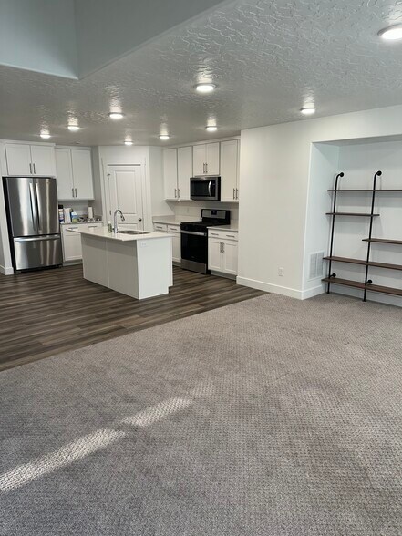 Building Photo - 1129 N 1920 W