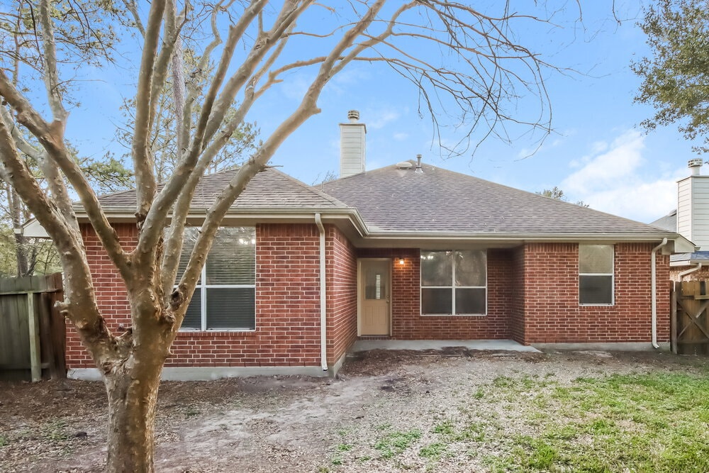 Building Photo - 26900 Armor Oaks Dr