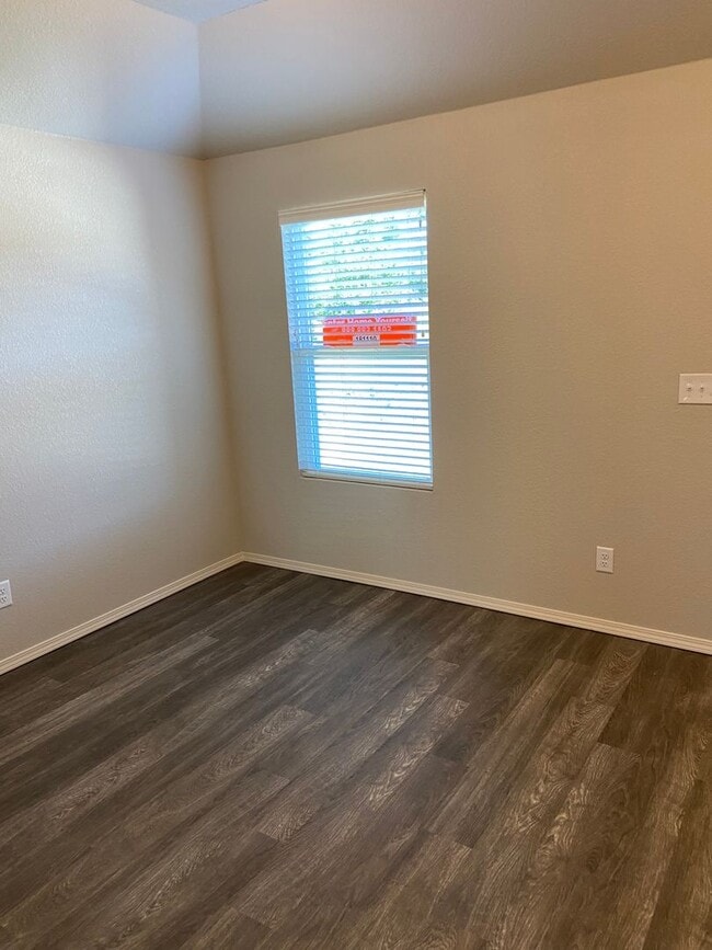 Building Photo - 10413 Cypress Knee Dr