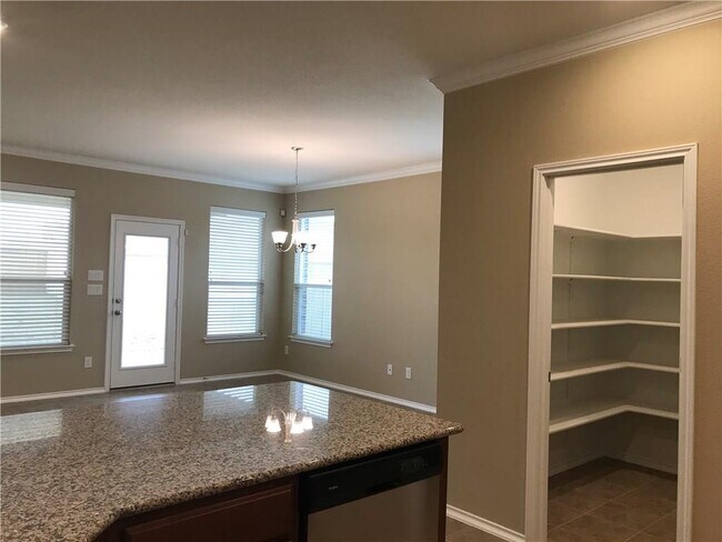 Building Photo - 16615 Brogan Ln