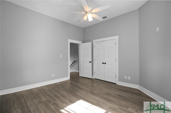 Building Photo - 608 W 37th St