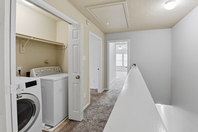 Building Photo - 5227 Brinkman Ct