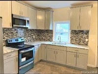 Building Photo - 54-56-56 Valley Ave