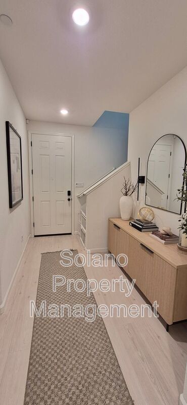 Building Photo - 2397 Sheldon Dr