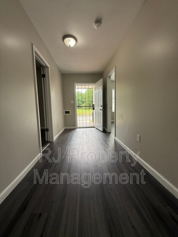 Building Photo - 1661 Patton St