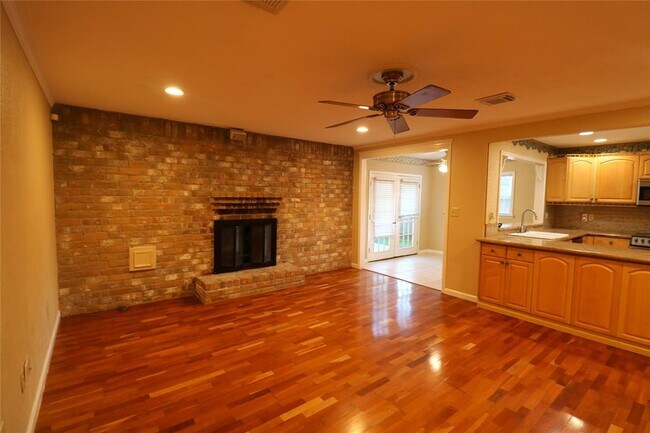 Building Photo - 7911 Fawn Terrace Dr