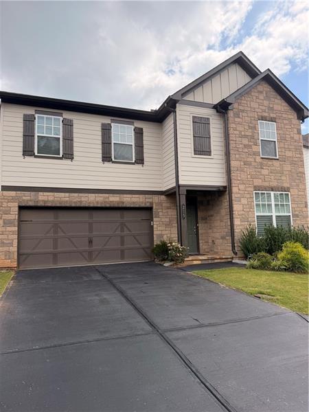 Building Photo - 215 Foxhill Dr