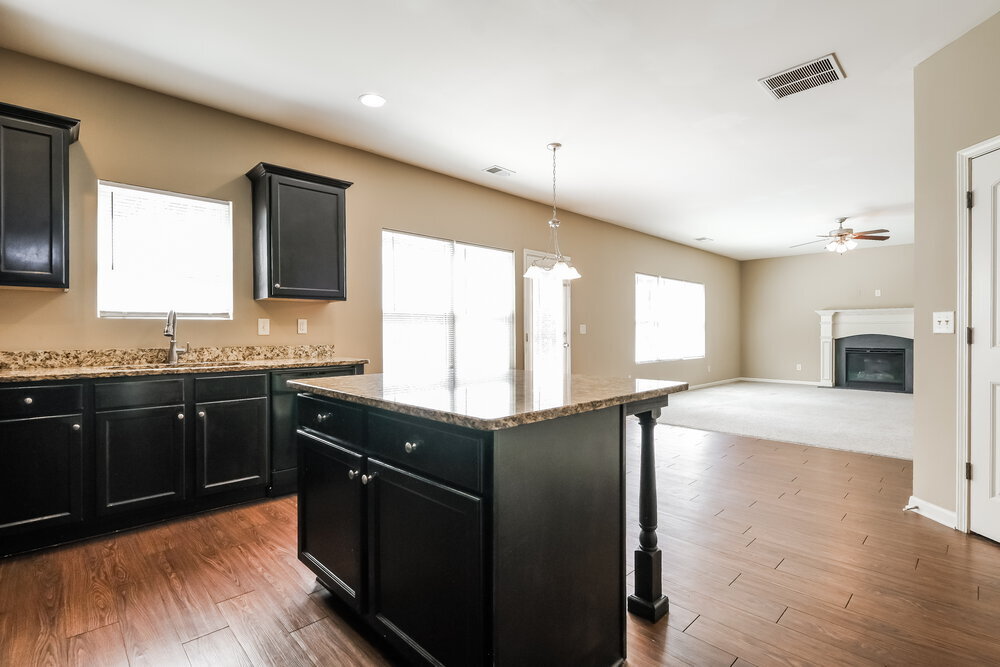 Building Photo - 1088 Sandy Bank Ct NE