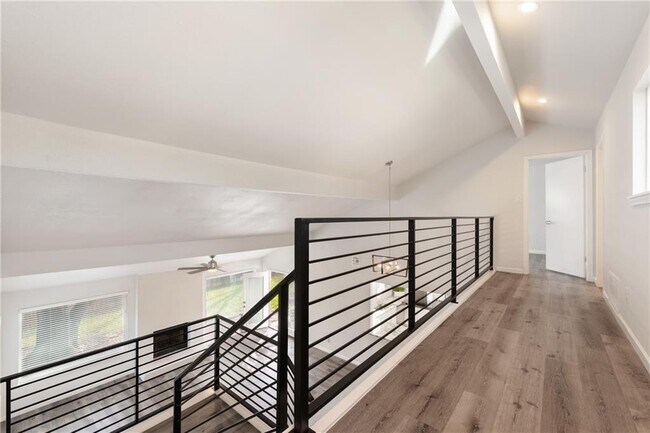 Building Photo - 12223 Cabana Ln