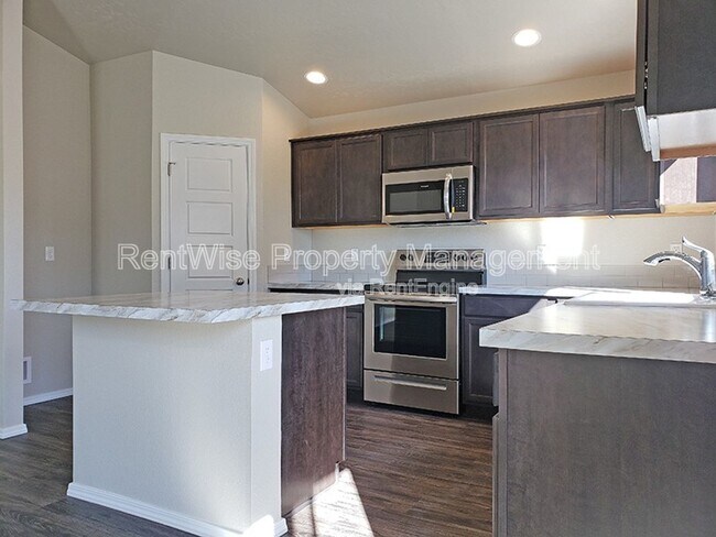 Building Photo - 4985 W Twisted Creek St