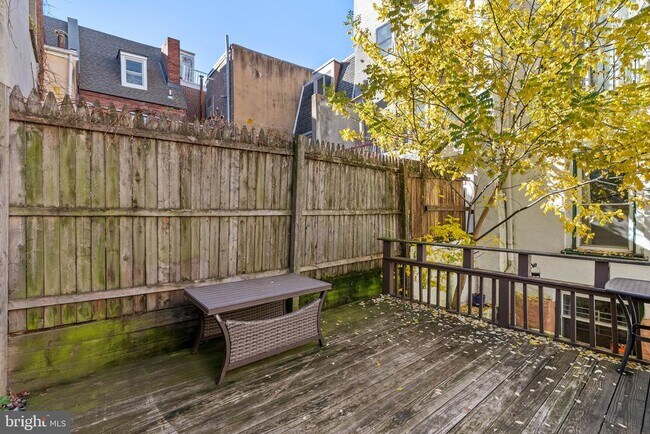 Building Photo - 787 S 3rd St