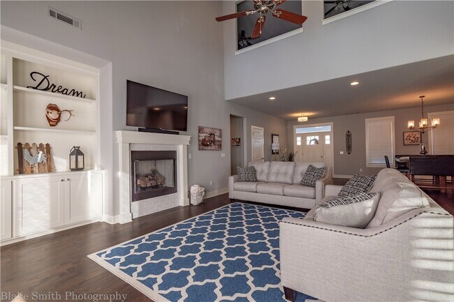 Building Photo - 4759 Townbridge Drive