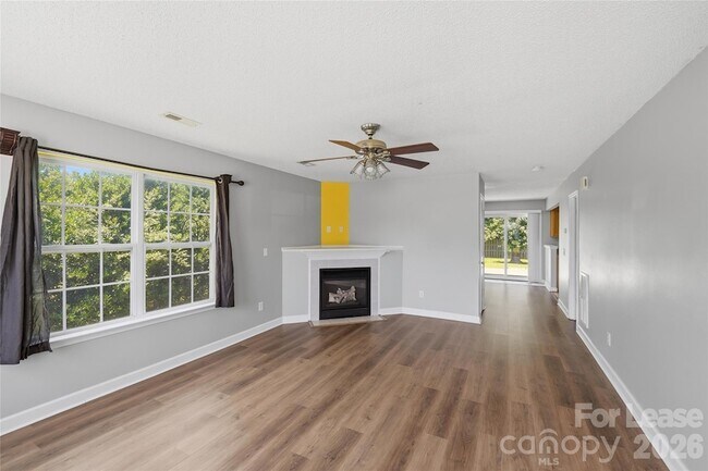Building Photo - 3000 Brookchase Blvd
