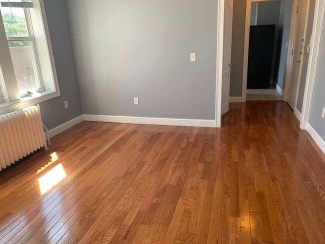 Building Photo - 1084 John F. Kennedy Blvd