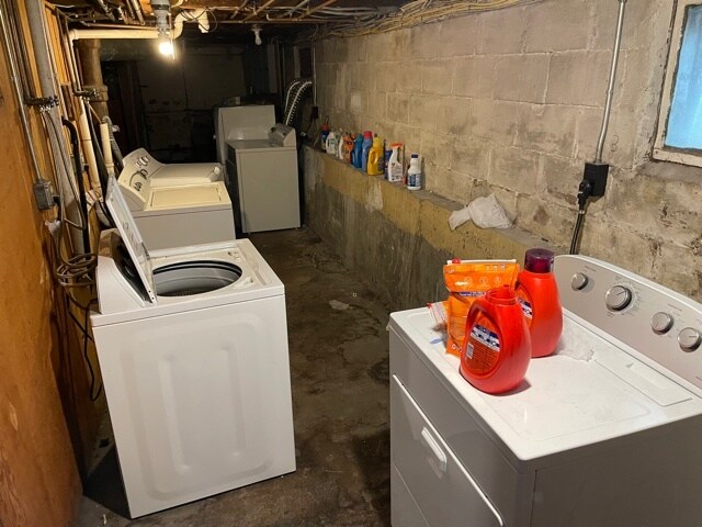 Building Photo - 81 Newbury St