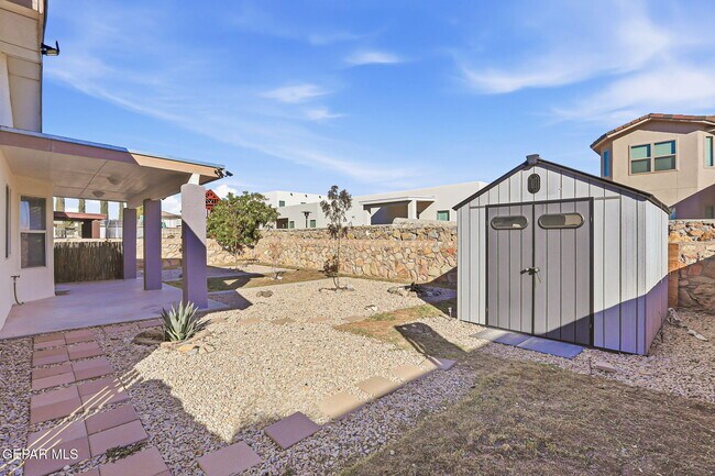 Building Photo - 712 Paseo De Suerte Dr