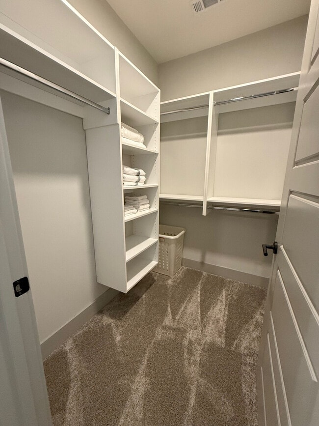 Building Photo - 3699 Lenox Rd NE