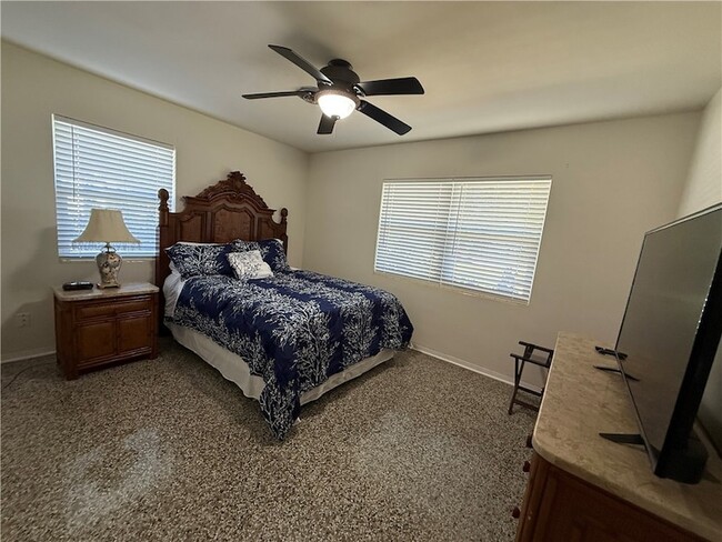 Building Photo - 2063 34th Ave