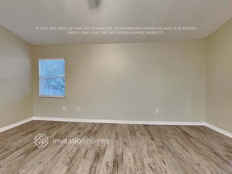 Building Photo - 553 Rapid Falls Dr