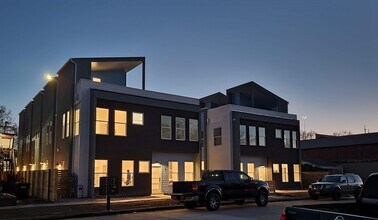 Building Photo - 909 Euclid Ave