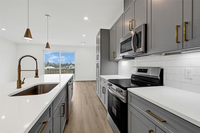 Building Photo - 409 Alvia Run Ln