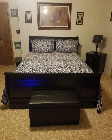 Lower bedroom - 427 20th Ave S