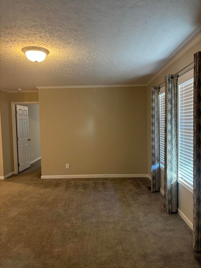 Building Photo - 205 Joy Rd