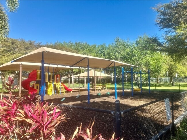 Building Photo - 12469 Pebble Stone Ct