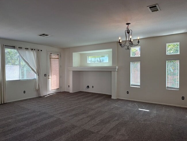 Building Photo - One story house in Summerlin with 3 bedrooms