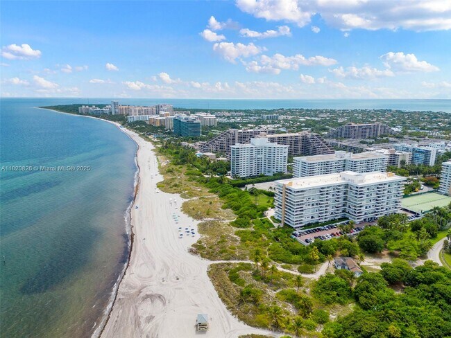 Building Photo - 177 Ocean Ln Dr