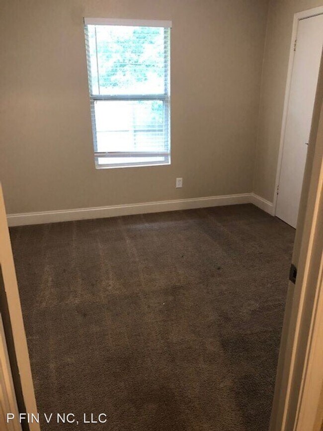 Building Photo - 4 br, 2 bath House - 106 Barnsbury Ct
