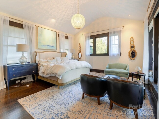 Building Photo - 1413 Devon Dr