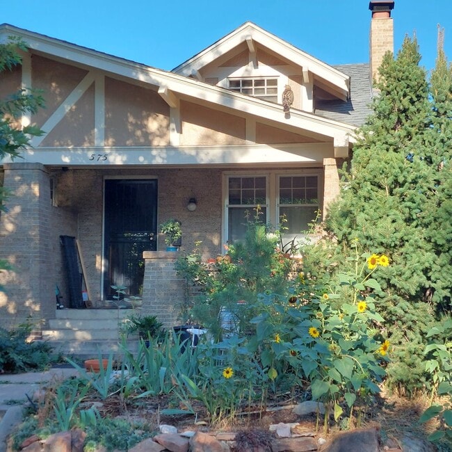 Primary Photo - LONG REALTY AND PROPERTY MANAGEMENT- 3 BED...