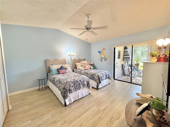 Building Photo - 2246 Firestone Pl