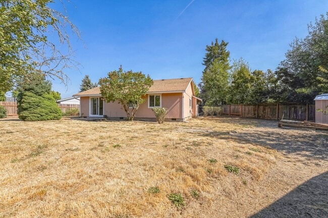 Building Photo - 2947 SE 43rd Ct