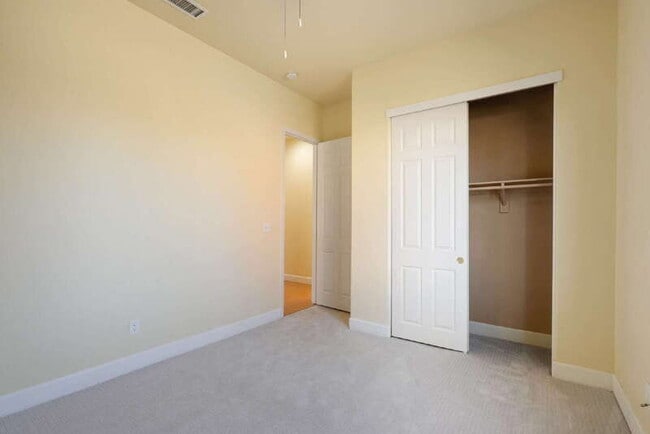 Building Photo - 2621 Mysin Way