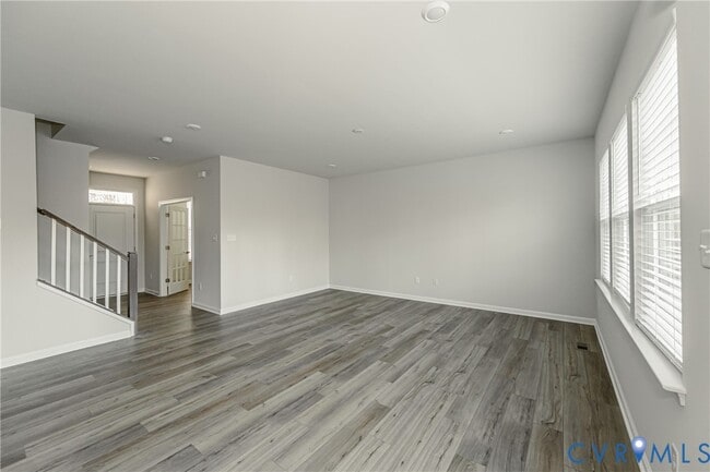 Building Photo - 6467 Fennec Run