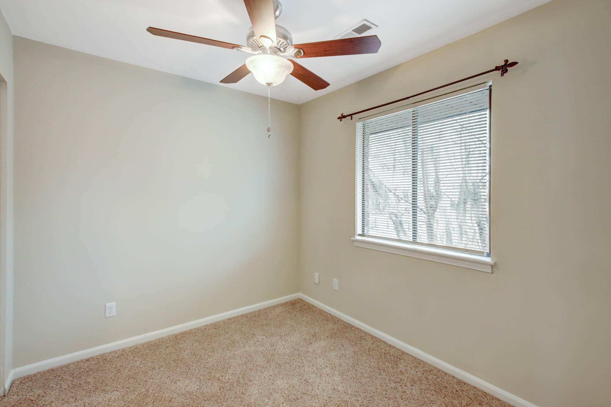 Building Photo - 4372 Great Oak Dr