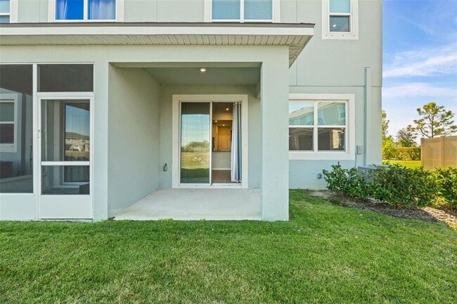 Building Photo - 11815 Sky Acrs Ter