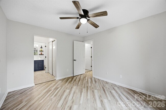 Building Photo - 8157 Cedar Glen Dr