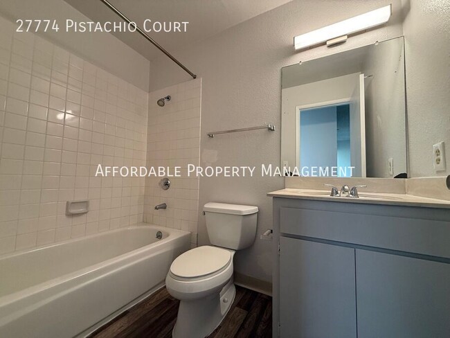 Building Photo - 27774 Pistachio Ct