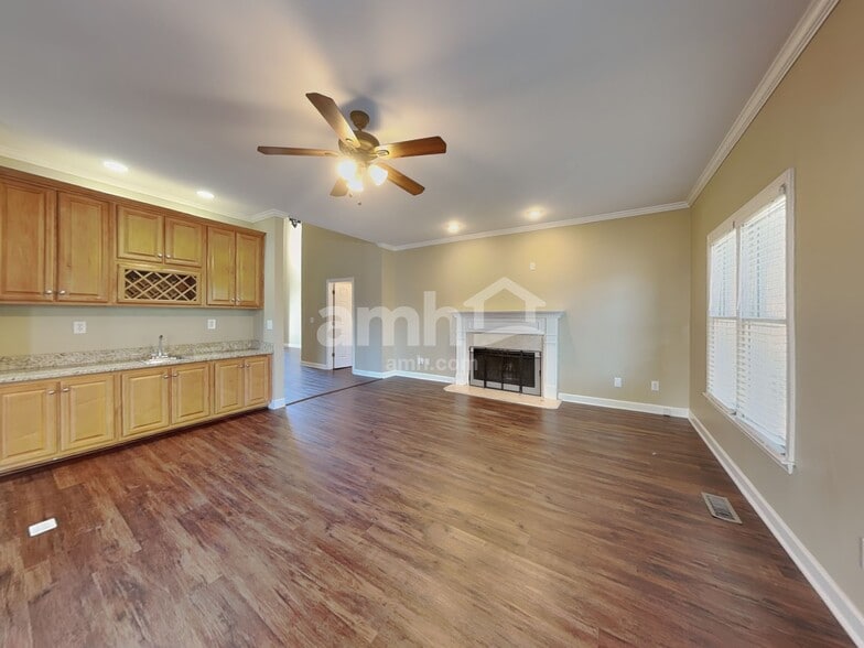 Building Photo - 4809 Rapids Cir NW