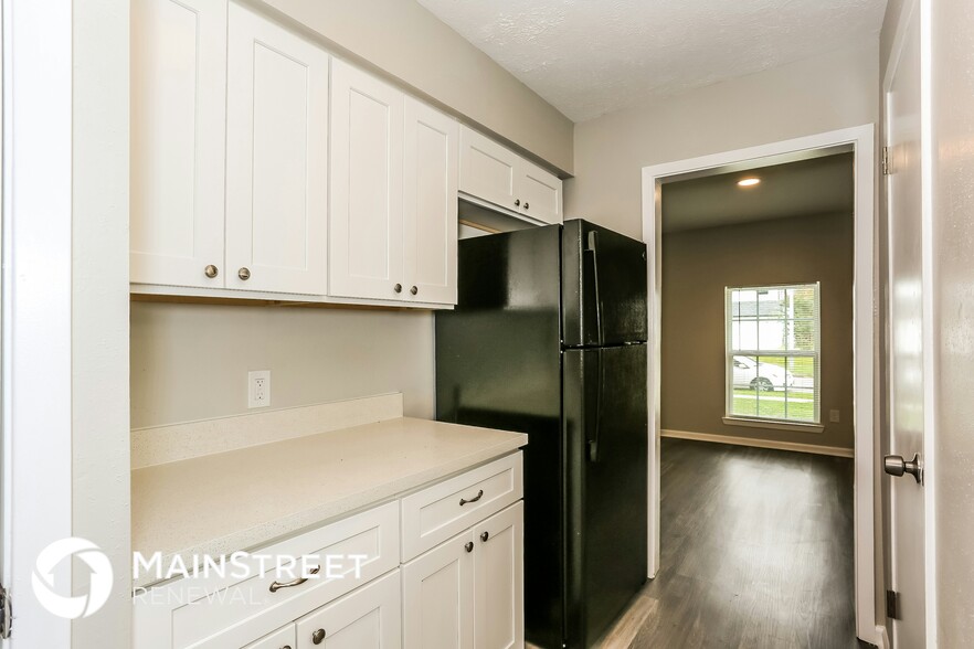 Building Photo - 1703 Willow Mill Dr