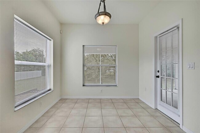 Building Photo - 12052 Jade Ave